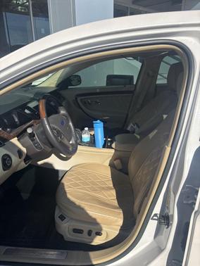 2018 Ford Taurus Limited