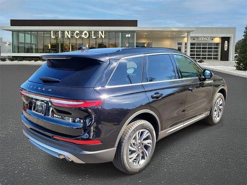 2026 Lincoln Corsair Premiere