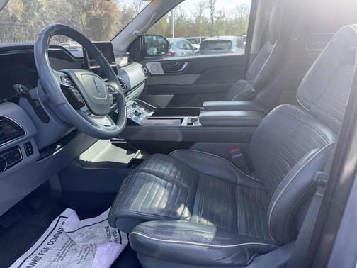 2018 Lincoln Navigator Black Label