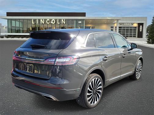 2022 Lincoln Nautilus Black Label
