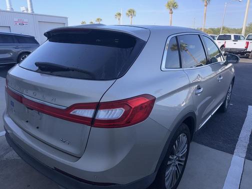 2017 Lincoln MKX Reserve