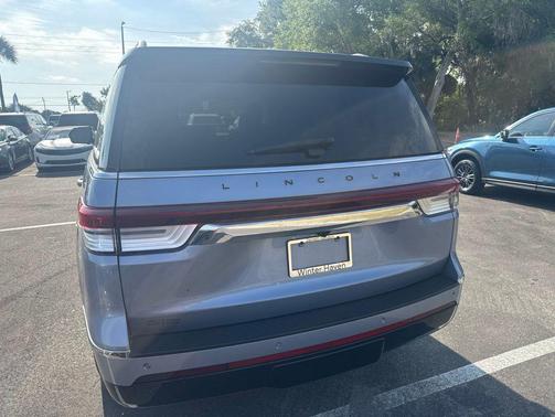 Chroma Crystal Blue Metallic Premium Colorant 2024 Lincoln Navigator Black Label