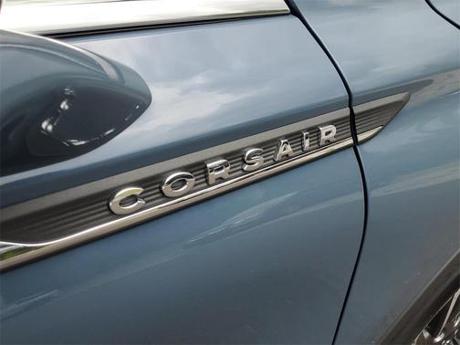 2025 Lincoln Corsair Reserve