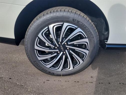 2025 Lincoln Navigator Black Label