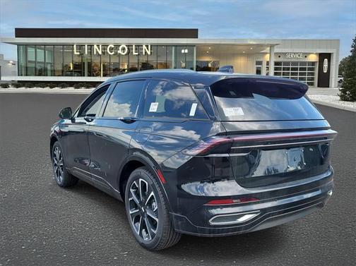2025 Lincoln Nautilus Reserve