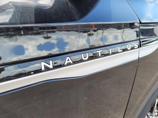 2025 Lincoln Nautilus Premiere