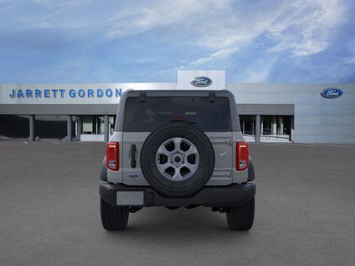Avalanche Gray 2026 Ford Bronco Big Bend