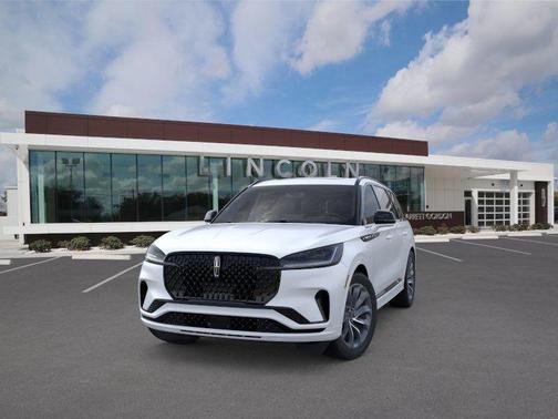 Pristine White Metallic Tri-Coat 2026 Lincoln Aviator Premiere