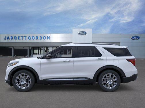 Space White Metallic 2026 Ford Explorer Platinum