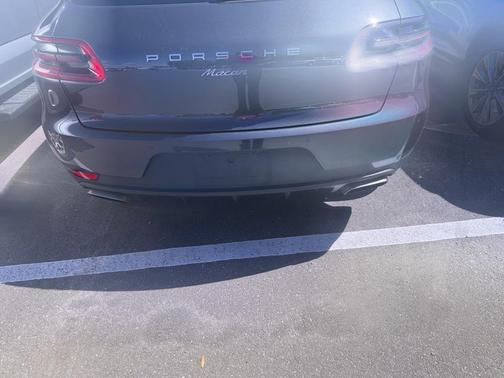 2018 Porsche Macan 