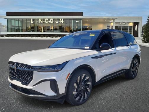 2025 Lincoln Nautilus Reserve