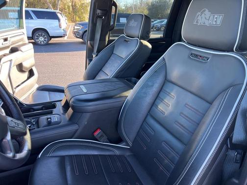 2024 GMC Sierra 2500 AT4X