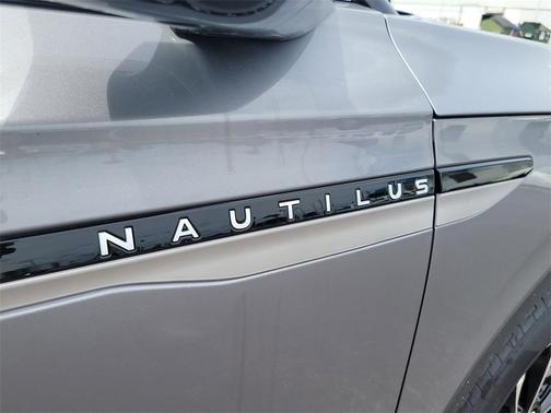 2025 Lincoln Nautilus Premiere