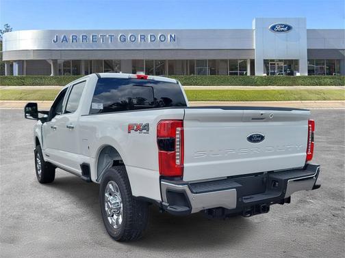 2026 Ford F-350 Lariat