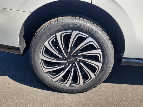 2025 Lincoln Navigator Black Label