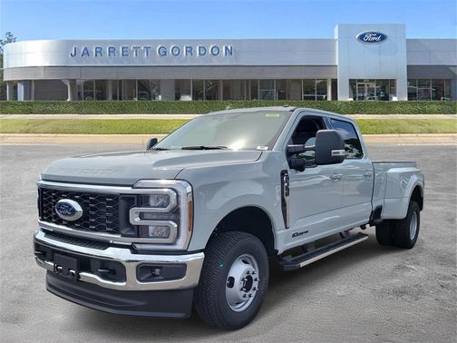 2026 Ford F-350 XLT