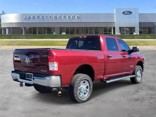 2022 RAM 2500 Tradesman Crew Cab 4x4 6'4' Box