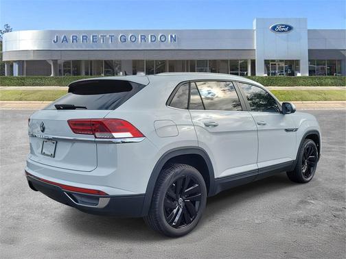 2023 Volkswagen Atlas Cross Sport 2.0T SE w/Technology