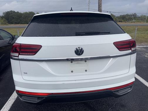 2023 Volkswagen Atlas Cross Sport 2.0T SE w/Technology
