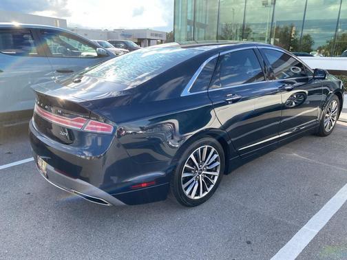 2020 Lincoln MKZ Standard