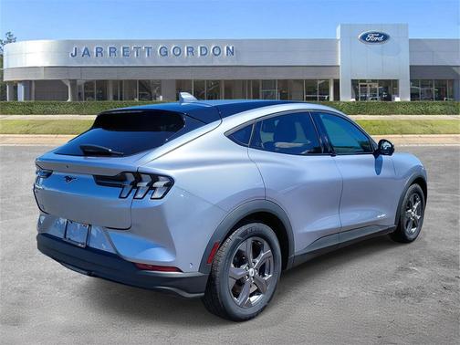 2022 Ford Mustang Mach-E Select