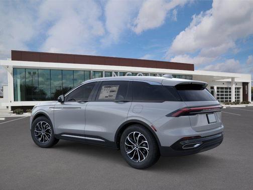 Gray Matter Metallic Clearcoat 2026 Lincoln Nautilus Premiere
