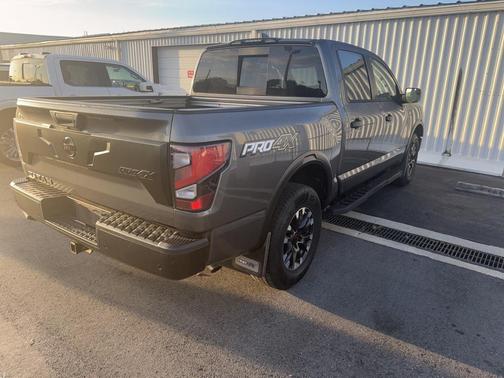 2023 Nissan Titan PRO-4X