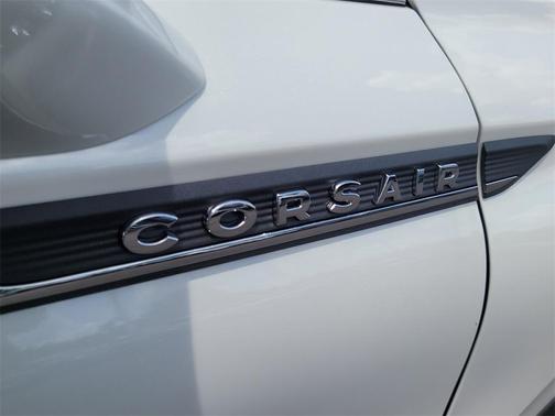 2025 Lincoln Corsair Premiere