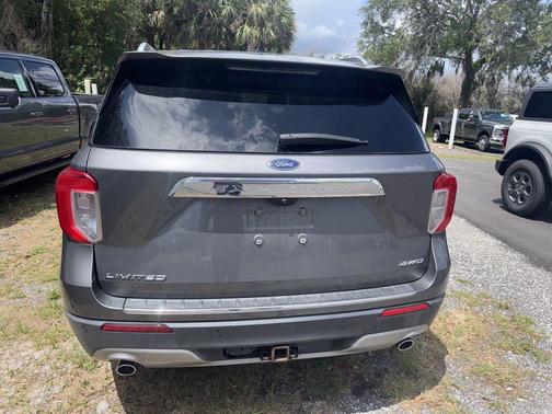 Carbonized Gray Metallic 2021 Ford Explorer Limited