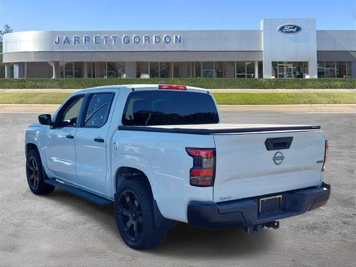 Glacier White 2022 Nissan Frontier S