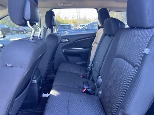 2020 Dodge Journey SE Value