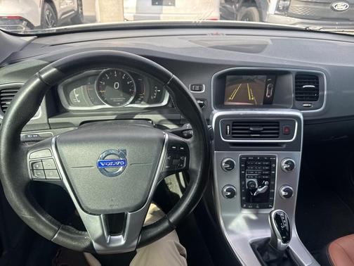 2017 Volvo S60 Inscription T5