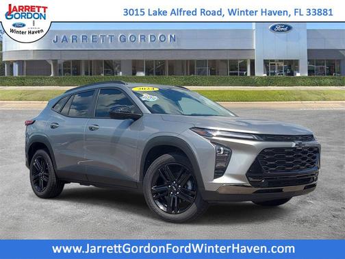 Sterling Gray Metallic 2024 Chevrolet Trax FWD ACTIV