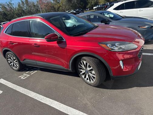 2020 Ford Escape Titanium