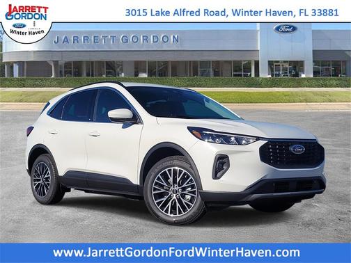 2026 Ford Escape PHEV SE