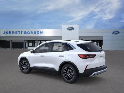 2026 Ford Escape PHEV SE