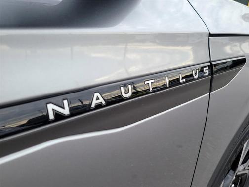 2024 Lincoln Nautilus Premiere