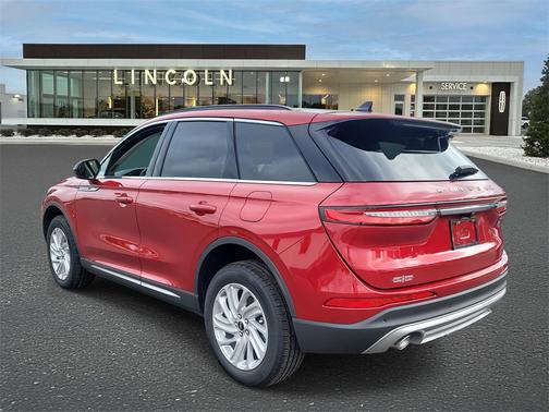 2026 Lincoln Corsair Premiere