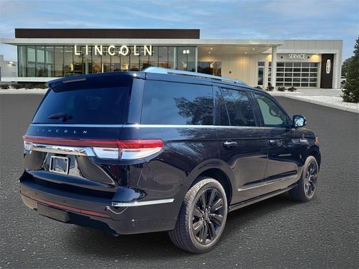 2023 Lincoln Navigator Reserve