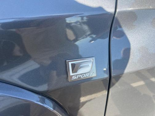 2022 Lexus UX 200 F Sport
