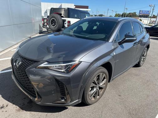 2022 Lexus UX 200 F Sport