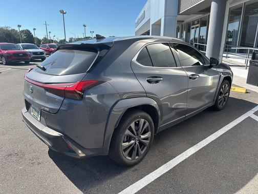 2022 Lexus UX 200 F Sport