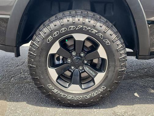 Granite Crystal Metallic Clearcoat 2020 RAM 1500 Rebel