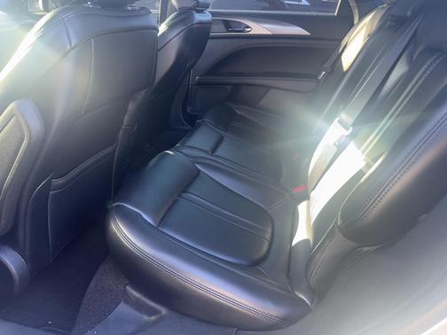 2020 Lincoln MKZ Standard