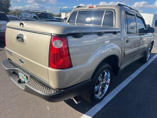 2005 Ford Explorer Sport Trac XLS