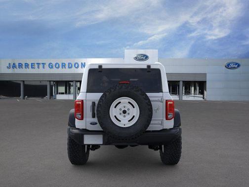 Oxford White 2026 Ford Bronco Heritage Edition