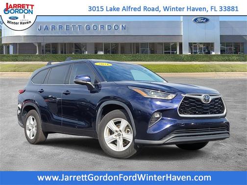 2021 Toyota Highlander LE