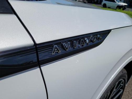 2025 Lincoln Aviator Black Label AWD