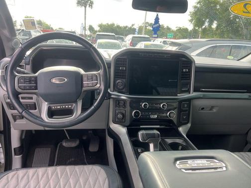 Star White Metallic Tri-Coat 2022 Ford F-150 Limited