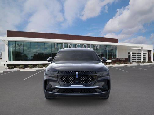 Infinite Black Metallic Clearcoat 2026 Lincoln Nautilus Premiere